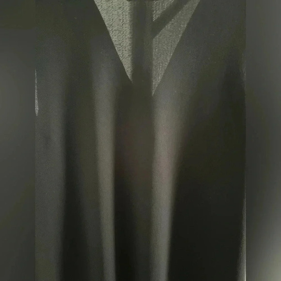 Calvin Klein Women's Embellished-Trim V-Neck Top Black Size Medium - Picture 6 of 7